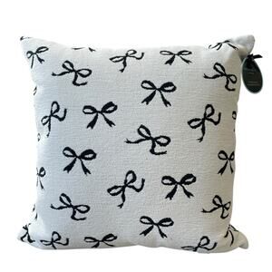 Cynthia Rowley BOW Feather Filled Pillow 20x20 Black & Cream NEW